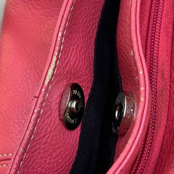 Tig and Co. Genuine Leather Shoulder Bag - Picture 14 of 16